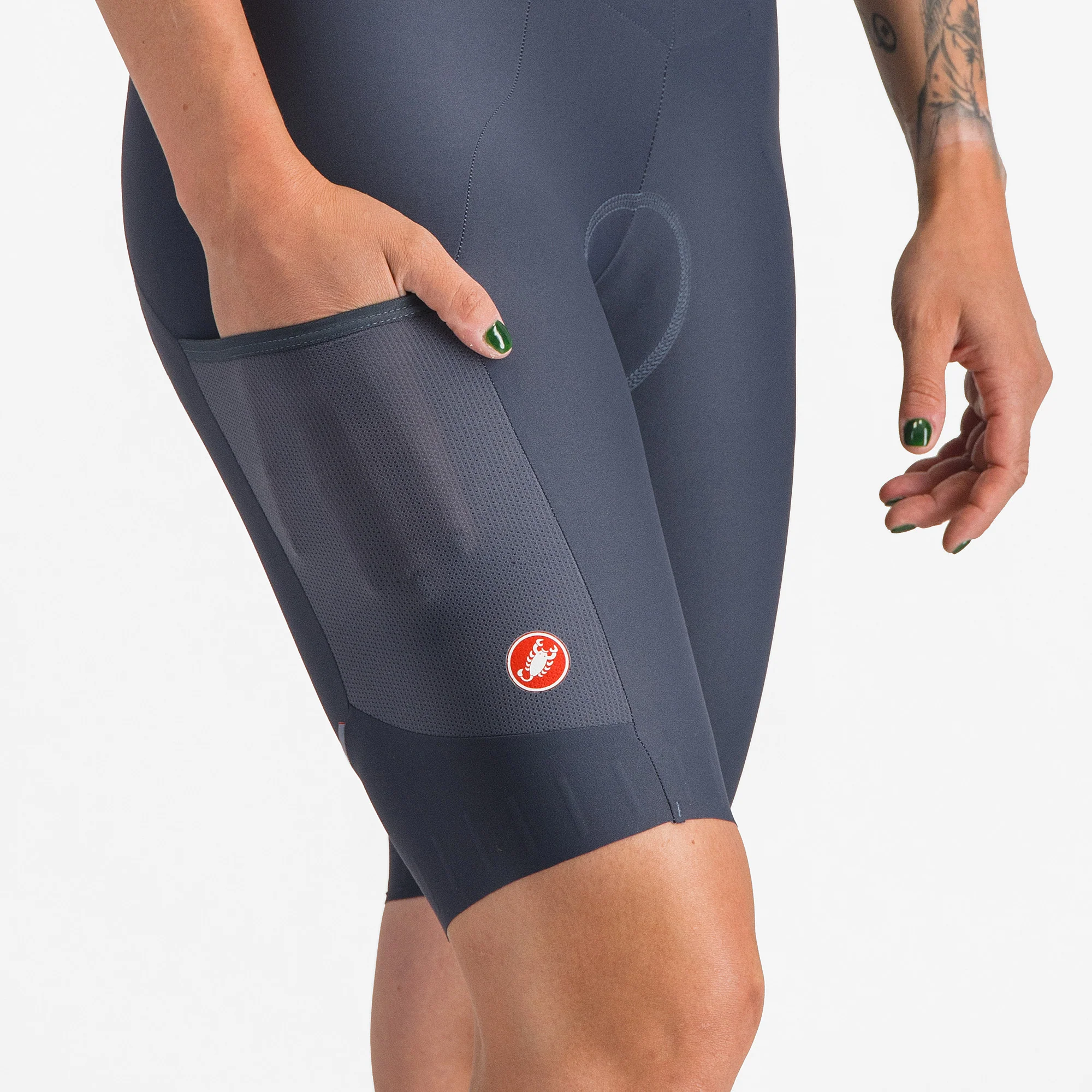 Castelli Unlimited Endurance DT Women's Bib Shorts - Image 4